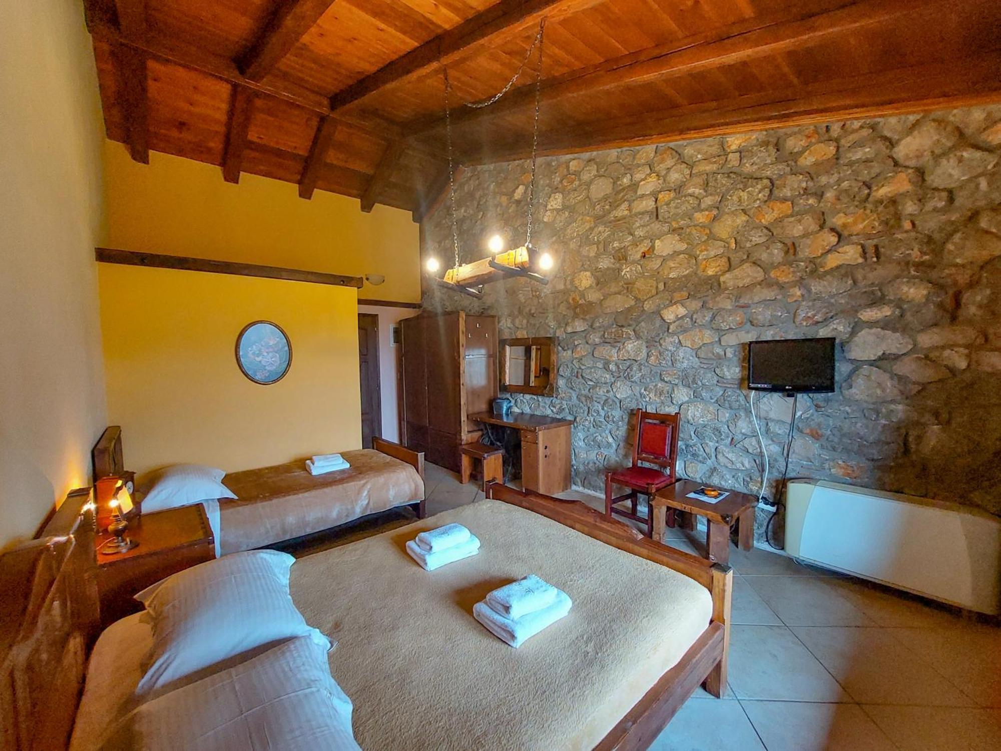 Metohi Mariolata Exterior foto